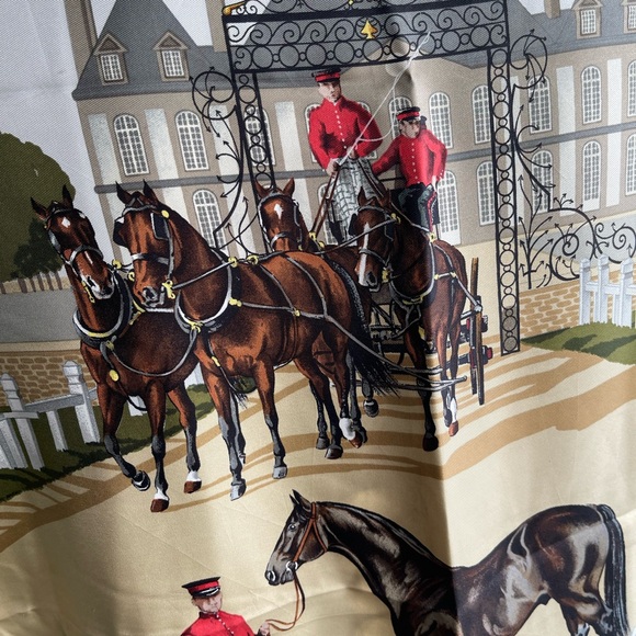 Hermès Silk Scarf - Picture 5 of 16